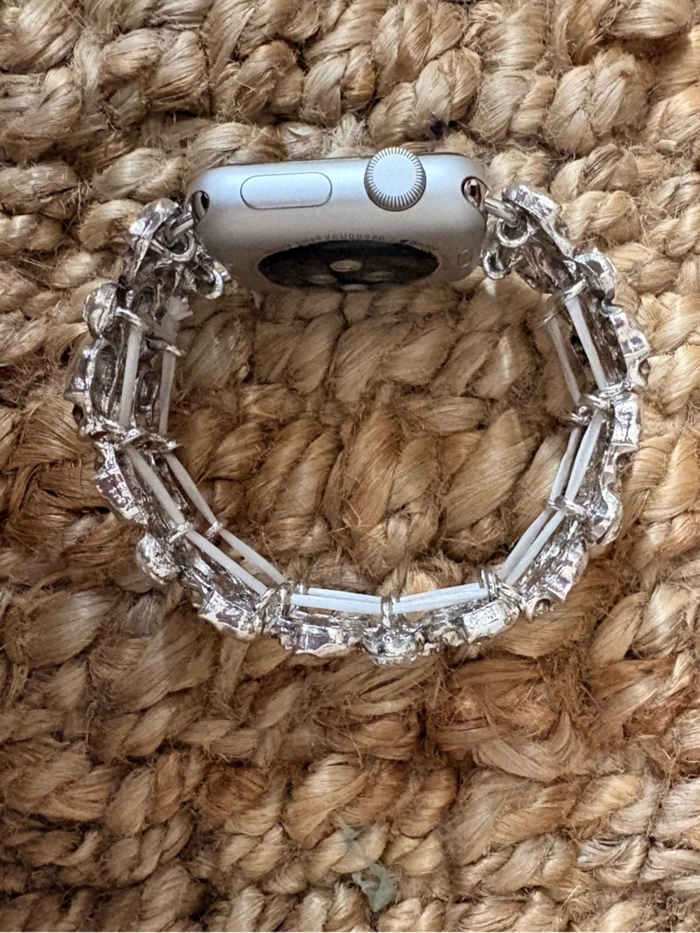 AppleWatch - Picture 2 of 3